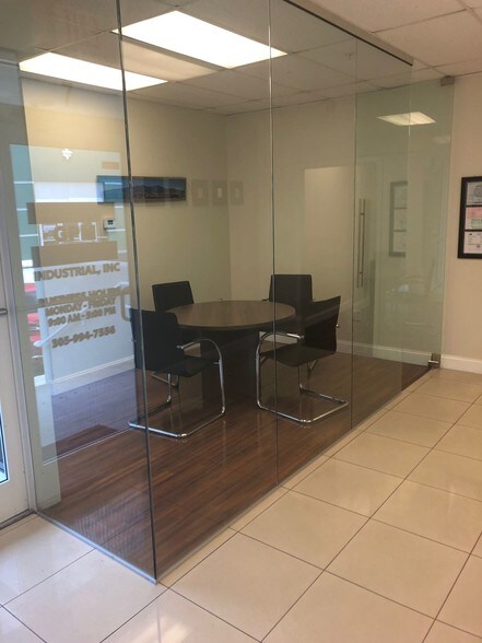 More Photos Of 1335 NW 98th Ct, Miami Warehouse For Sale