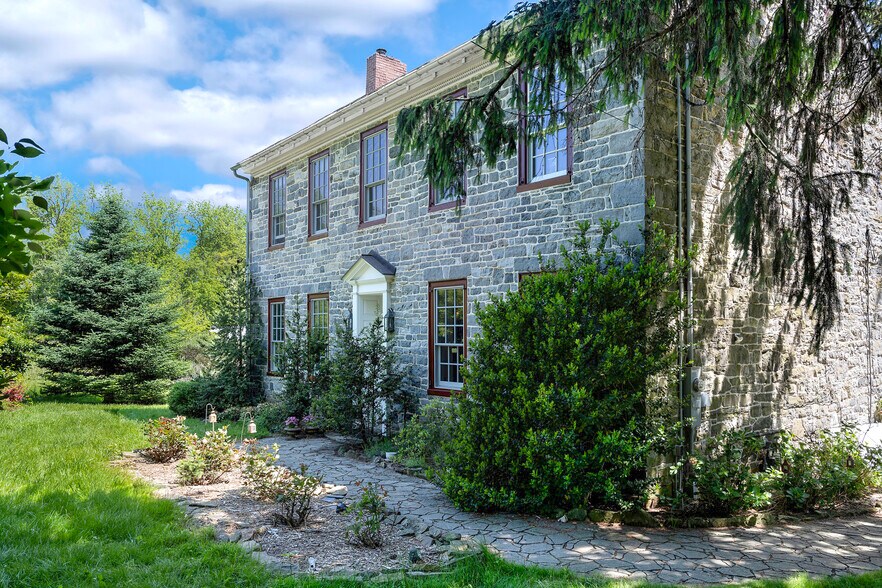 More Photos Of 999 U.S. 22, Phillipsburg Land For Sale