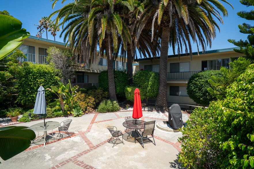 More Photos Of 3929 W 242nd St, Torrance Apartments For Sale