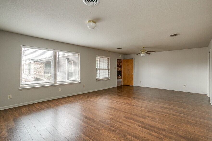 More Photos Of 938 County Road 3341, Paradise Land For Sale