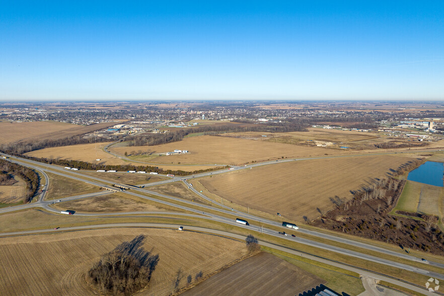 Primary Photo Of US-35 / SR 753 North East lot of the US-35 / 753 sr, Washington Court House Land For Sale