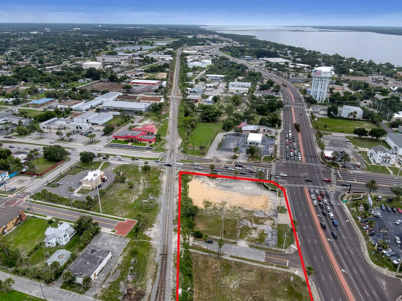 More Photos Of 301 S Cocoa Blvd, Cocoa Land For Lease