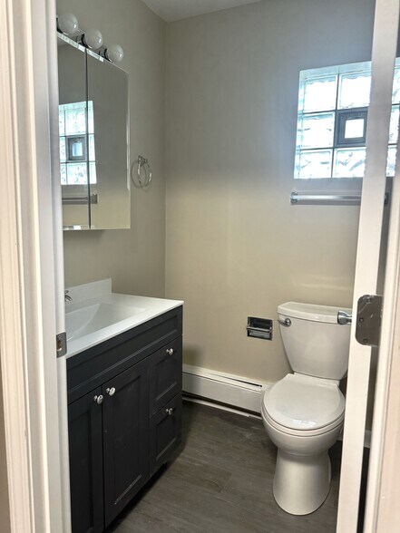 More Photos Of 310 Duane St, Glen Ellyn Apartments For Sale