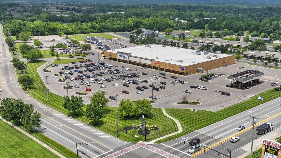 More Photos Of 1250 W Kemper Rd, Cincinnati General Retail For Lease