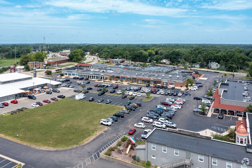 More Photos Of 5901 N Prospect Rd, Peoria Unknown For Lease