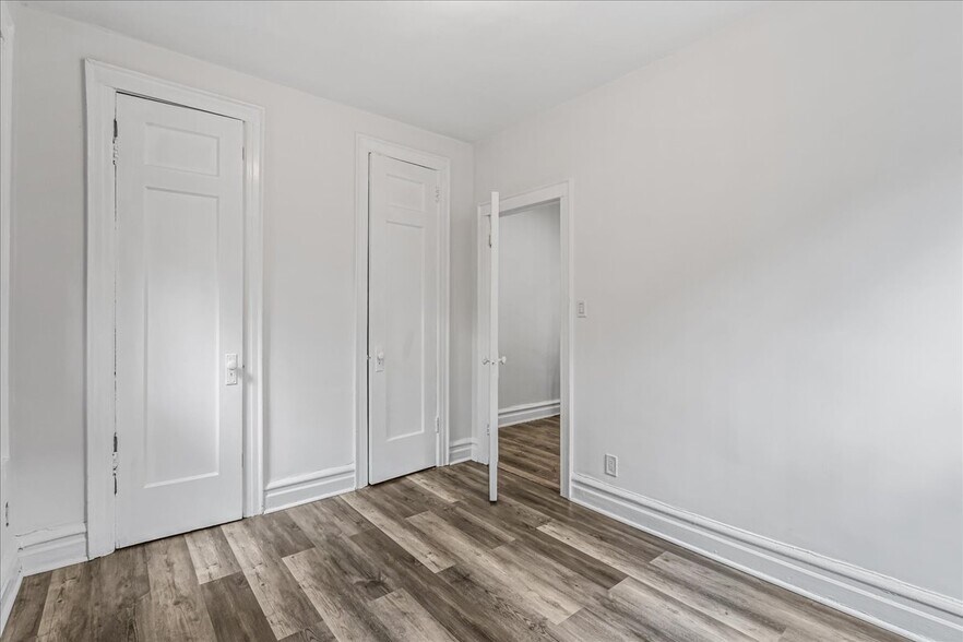 More Photos Of 3625 30th St, Long Island City Apartments For Sale