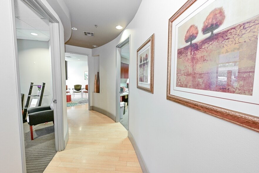 More Photos Of 7055 N Chestnut Ave, Fresno Medical For Sale