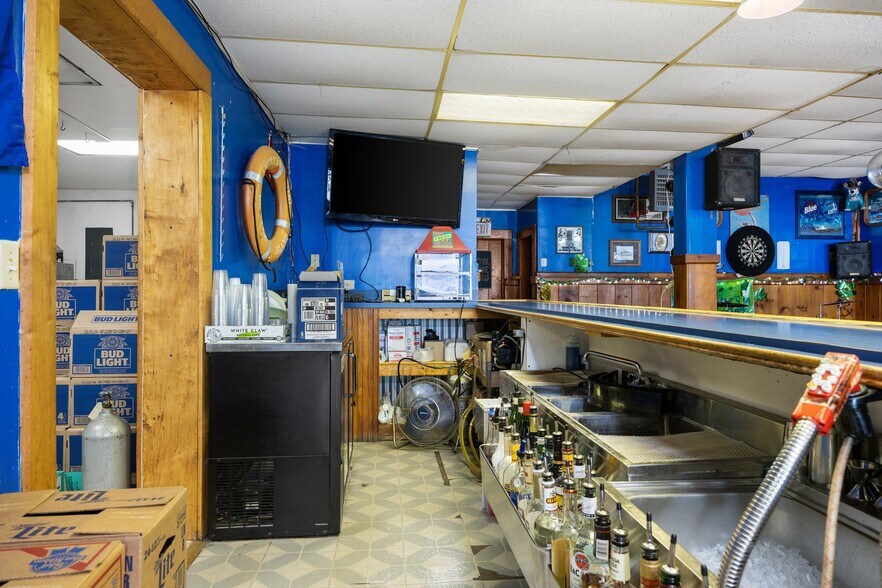 More Photos Of , Beaver Island General Retail For Sale