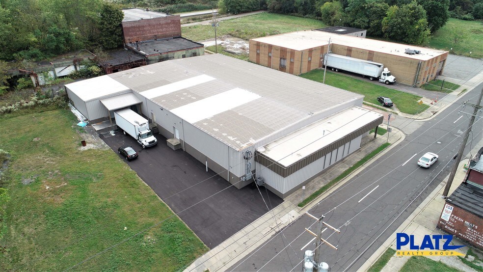 More Photos Of 107 N Hine St, Youngstown Industrial For Sale