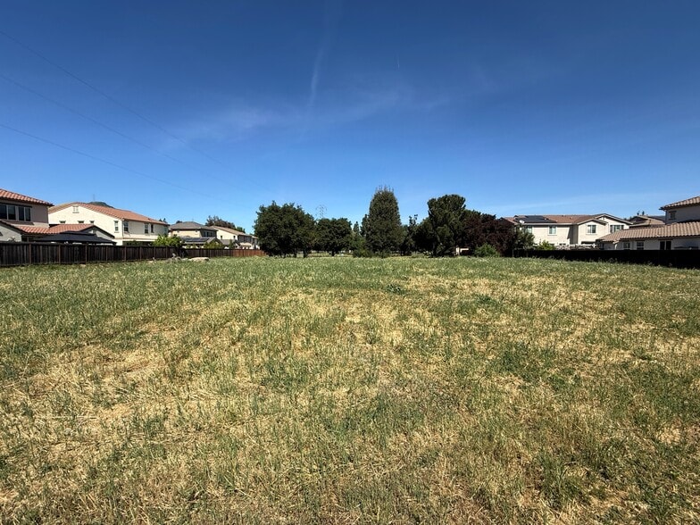 More Photos Of 220 W Edmundson Ave, Morgan Hill Land For Sale