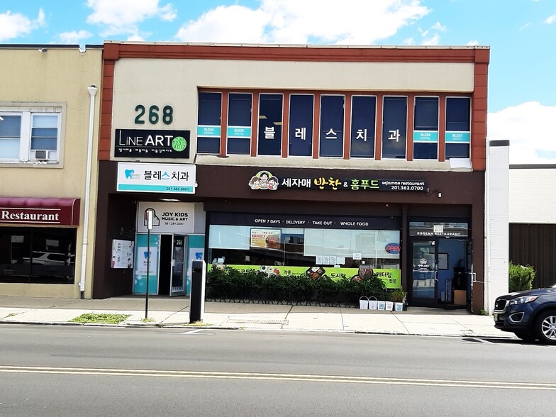 Primary Photo Of 268 Broad Ave, Palisades Park Office For Lease