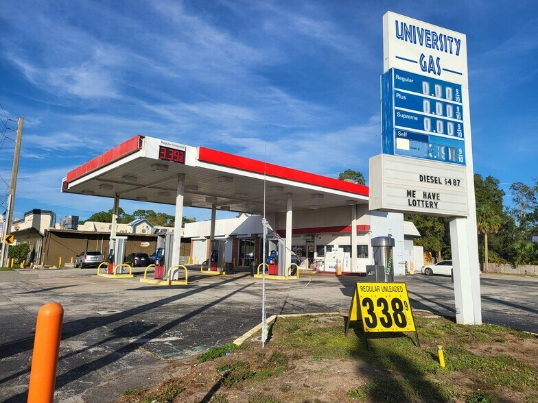 Primary Photo Of 4389 University Blvd S, Jacksonville Service Station For Sale
