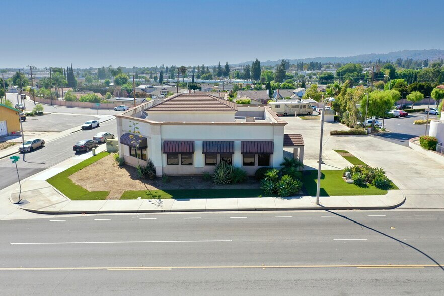 More Photos Of 239 N Brea Blvd, Brea Freestanding For Lease