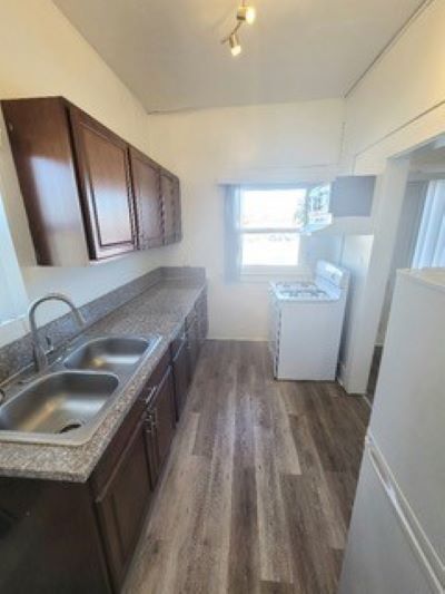 More Photos Of 10875 Venice Blvd, Los Angeles Storefront Retail Residential For Sale