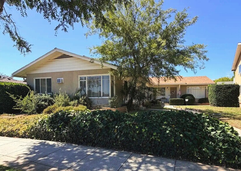 More Photos Of 735 Barris Dr, Fullerton Multifamily For Sale