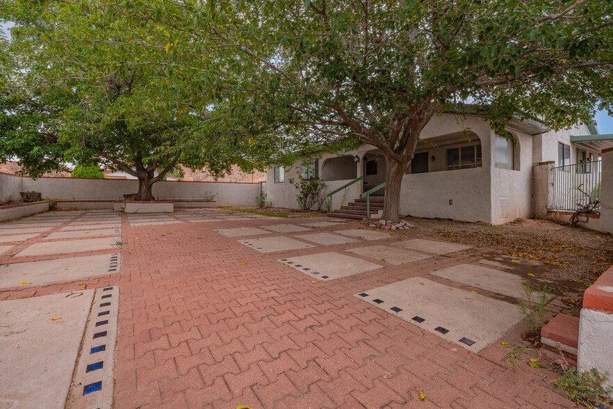 More Photos Of 1080 W 4th St, Benson Self Storage For Sale