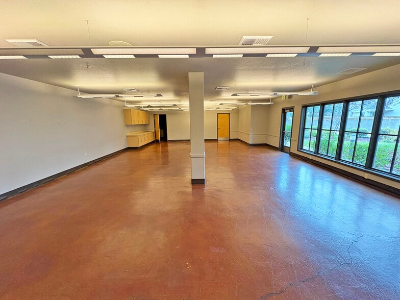 More Photos Of 1896 McClain Dr, Lincoln Assisted Living For Sale