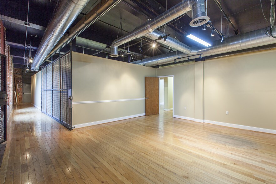 More Photos Of 4946-4950 Parkside Ave, Philadelphia Loft Creative Space For Lease