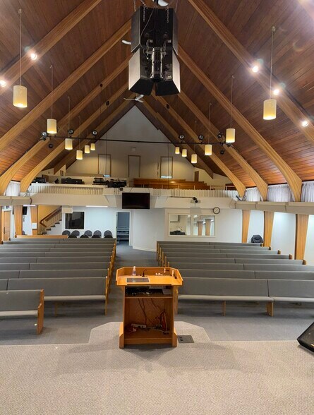 More Photos Of 12420 87th St NW, Edmonton Religious Facility For Sale