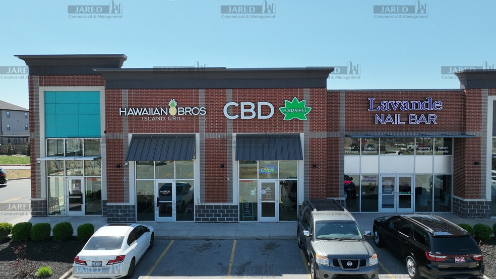 More Photos Of 1001 SW Regional Airport Blvd, Bentonville Freestanding For Lease