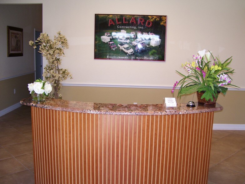 More Photos Of 300 Leonard Blvd, Lehigh Acres Warehouse For Sale