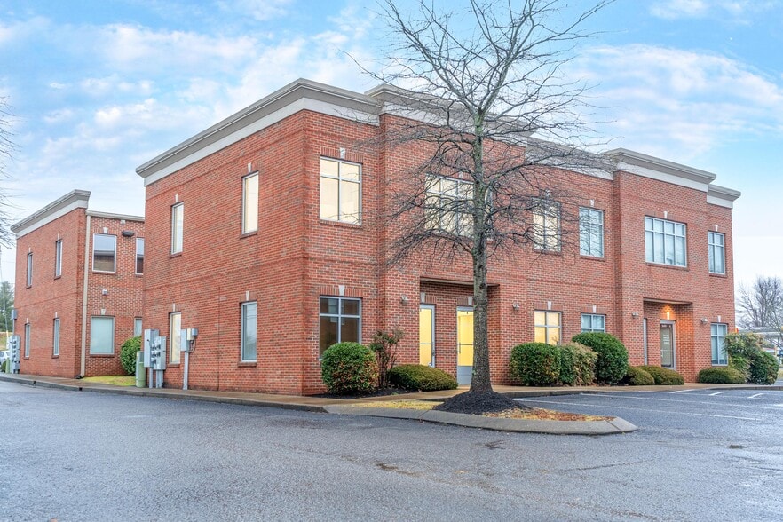 More Photos Of 180 N Belvedere Dr, Gallatin Office Residential For Lease