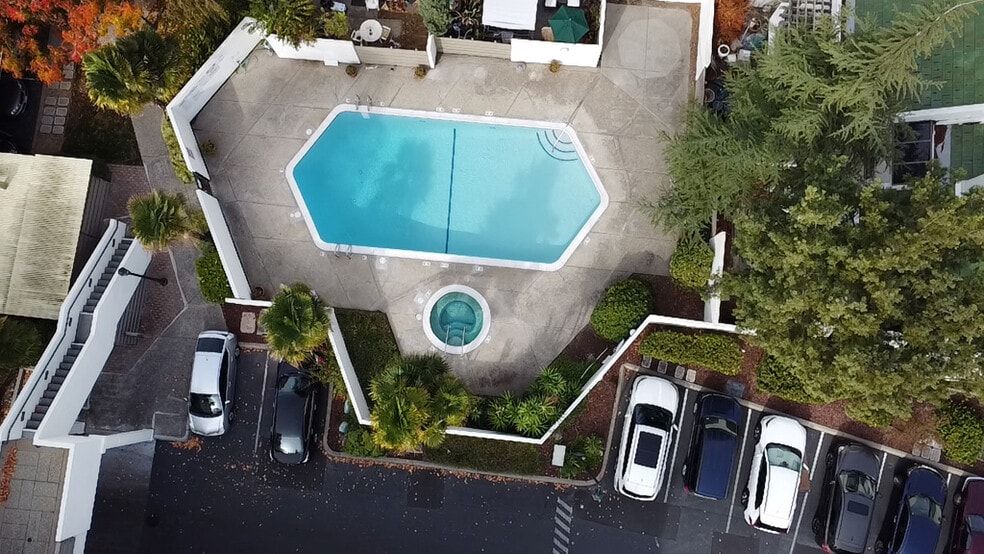 More Photos Of 91 Gregory Ln, Pleasant Hill Medical For Sale