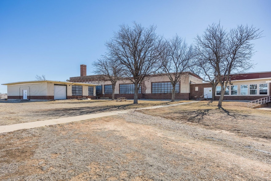 More Photos Of 2800 NW 9th St, Amarillo Schools For Sale