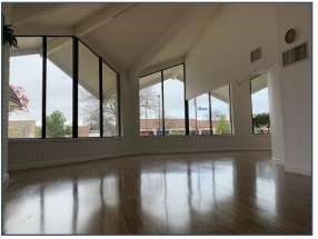 More Photos Of 305 W Silver Spring Dr, Glendale Office For Sale