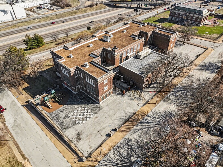 More Photos Of 3821 11th St, Saint Louis Specialty For Sale