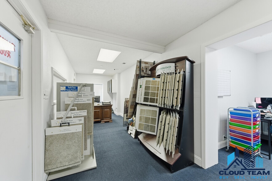 More Photos Of 601 Riverside Dr, Fort Worth Flex For Sale