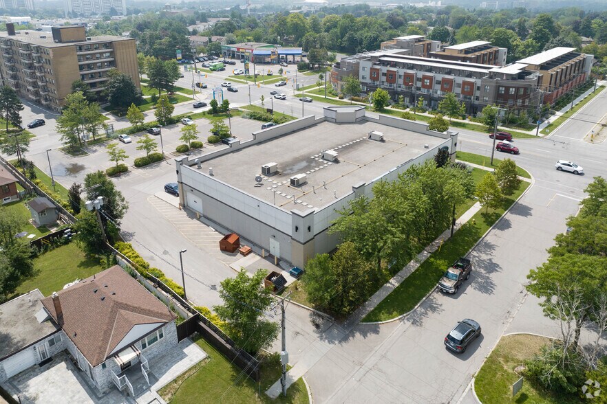 More Photos Of 1925 Victoria Park Av, Toronto Apartments For Lease