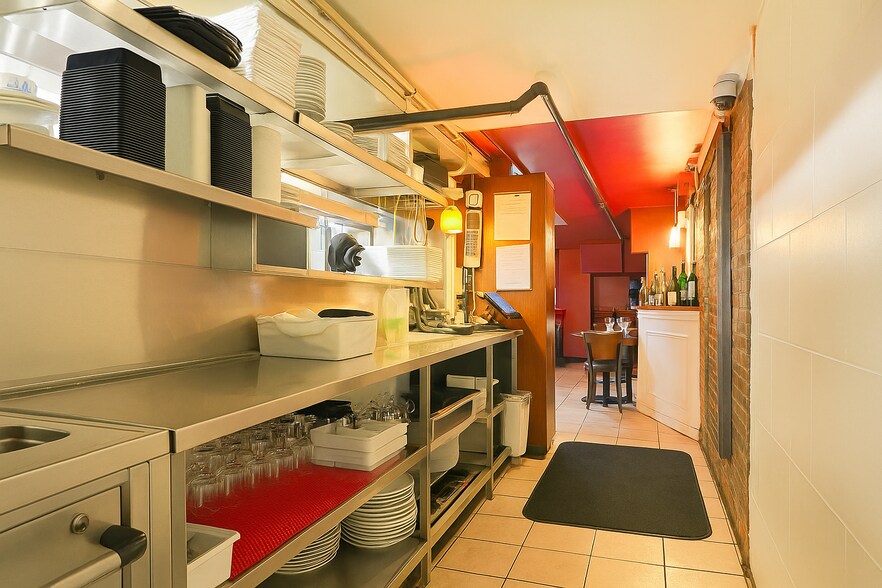 More Photos Of 37 Bowdoin St, Boston Specialty For Sale