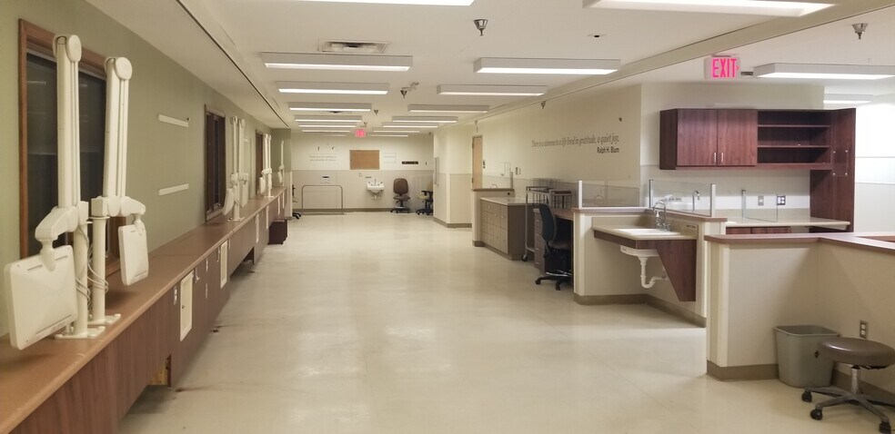 More Photos Of 12110 Holmes Rd, Kansas City Assisted Living For Sale