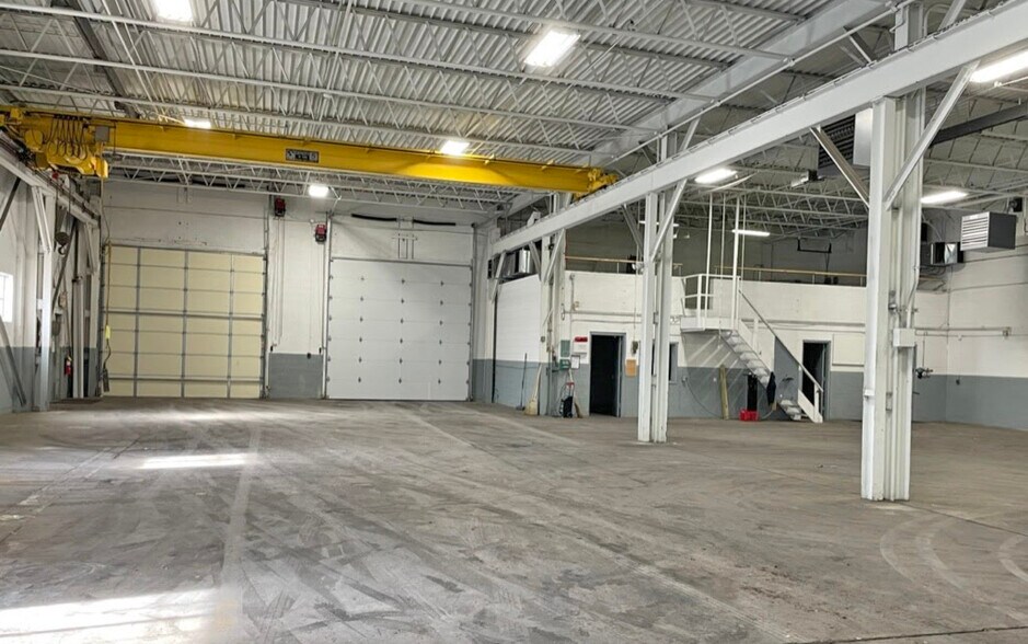 More Photos Of 40900 Production Dr, Harrison Township Warehouse For Lease