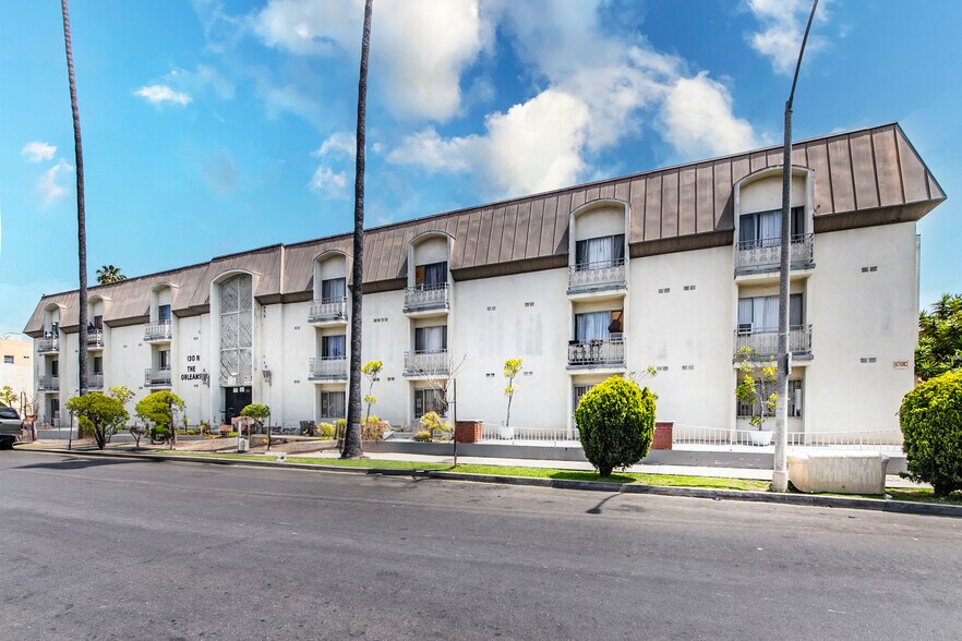 More Photos Of 130 N Alexandria Ave, Los Angeles Apartments For Sale