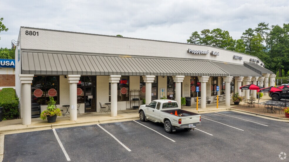 More Photos Of 8801 Lead Mine Rd, Raleigh Storefront For Lease