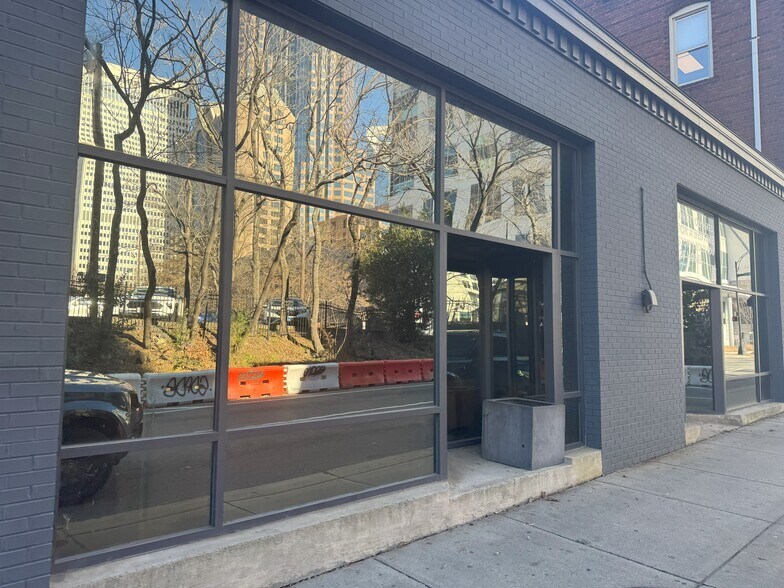 More Photos Of 223 S Brevard St, Charlotte Storefront Retail Office For Lease