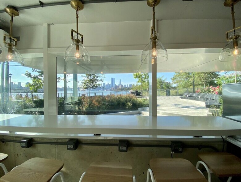 More Photos Of 416 Kent Ave, Brooklyn Apartments For Lease