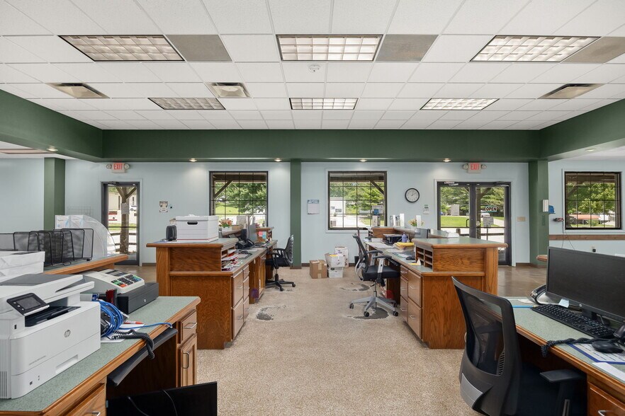 More Photos Of 20994 State Route K, Saint Joseph Office For Lease