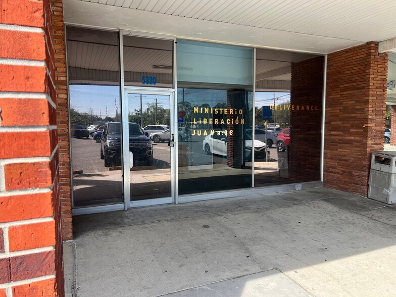 More Photos Of 5200-5322 Pearl St, Jacksonville Unknown For Lease