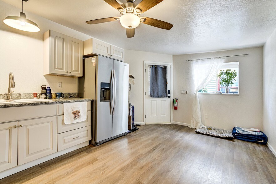 More Photos Of 121 Ruxton Ave, Manitou Springs Storefront Retail Residential For Sale