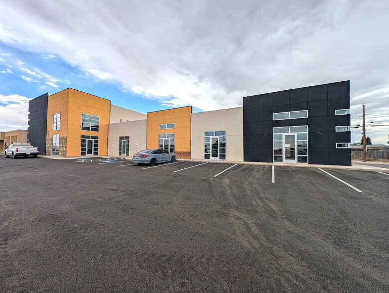 Primary Photo Of 2504 N Grandview Ave, Odessa Office For Lease