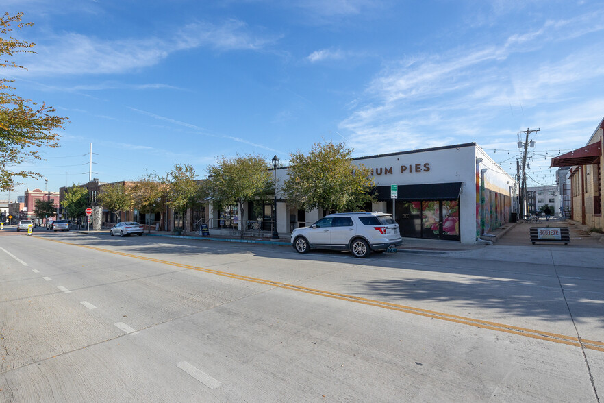 Primary Photo Of 411 S Main St, Fort Worth Storefront Retail Office For Sale