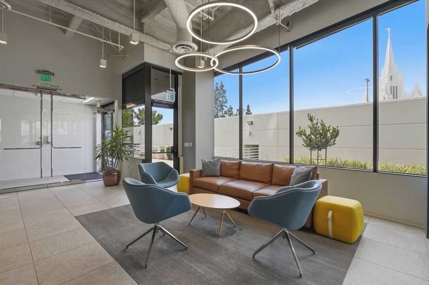 More Photos Of 3655 Nobel Dr, San Diego Office For Lease
