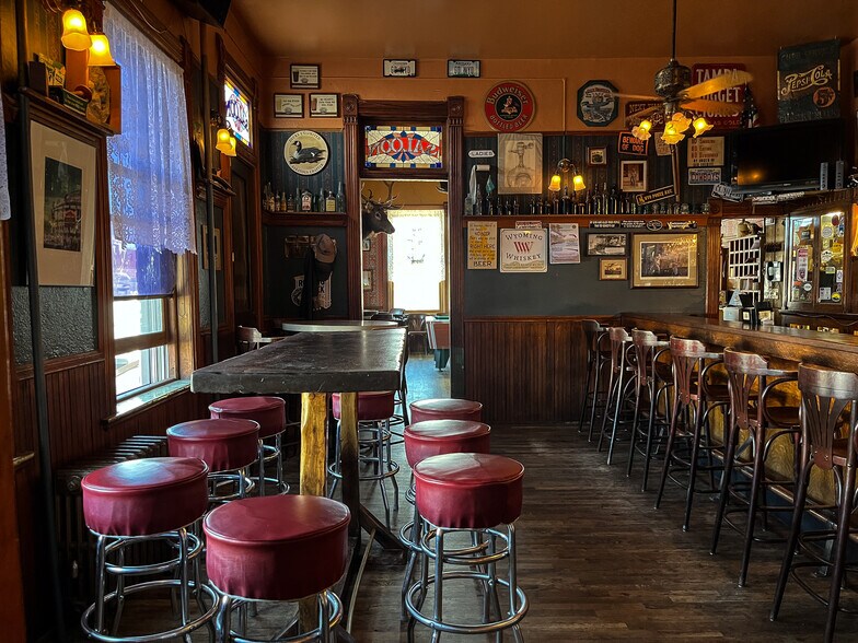 More Photos Of 101 E Bridge Ave, Saratoga Hotel For Sale