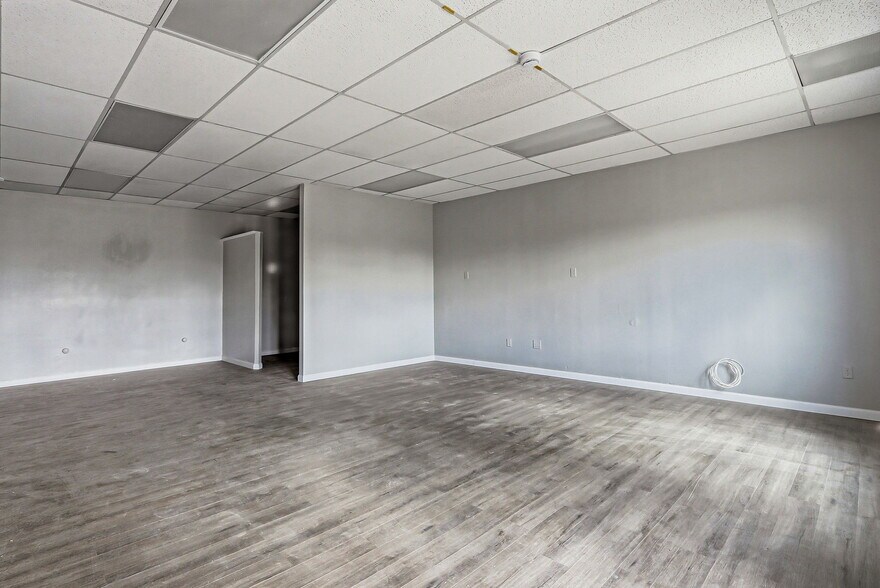 More Photos Of 201 Vinton Rd, Anthony Freestanding For Lease