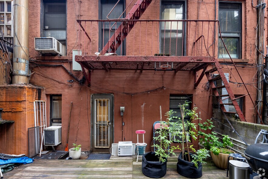 More Photos Of 49 Essex St, New York Multifamily For Sale