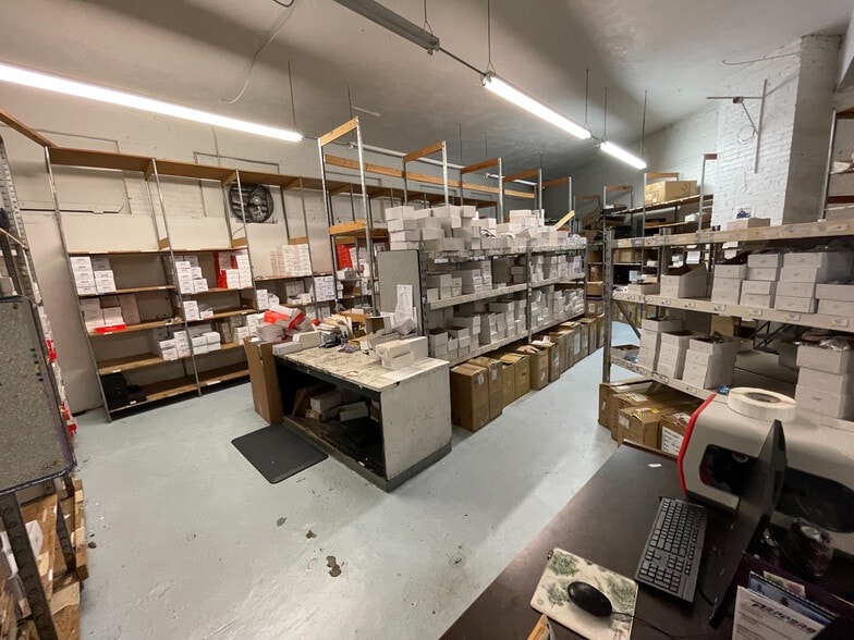 More Photos Of 3001 Pulawski Way, Pittsburgh Warehouse For Sale