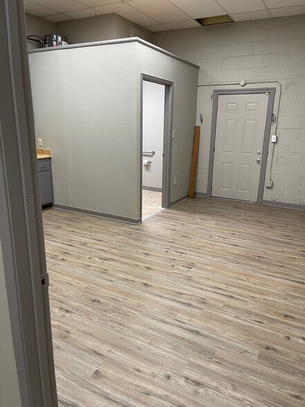 More Photos Of 3536-3544 Clayton Rd, Concord Freestanding For Lease